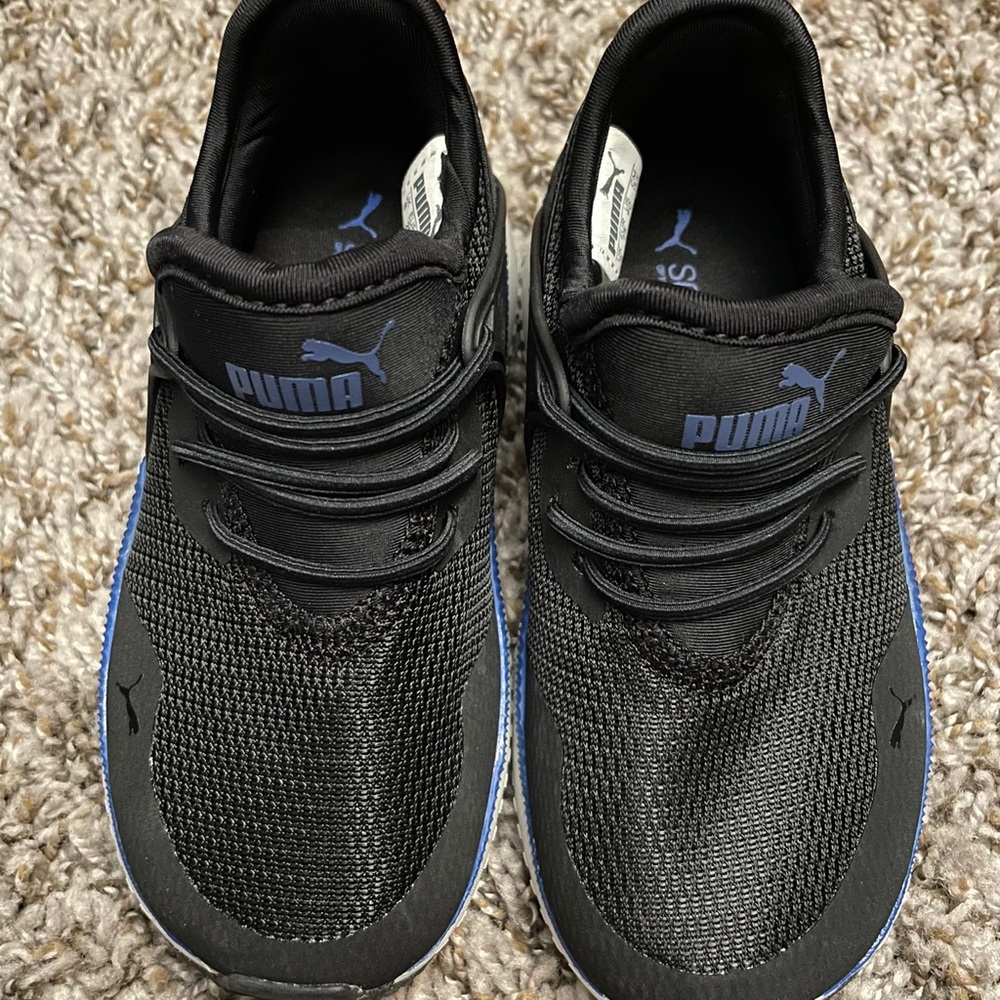 Puma toddler slip on shoes size 8